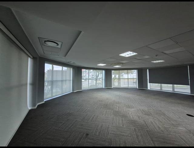 3,495M² OFFICE TO LET IN ILLOVO